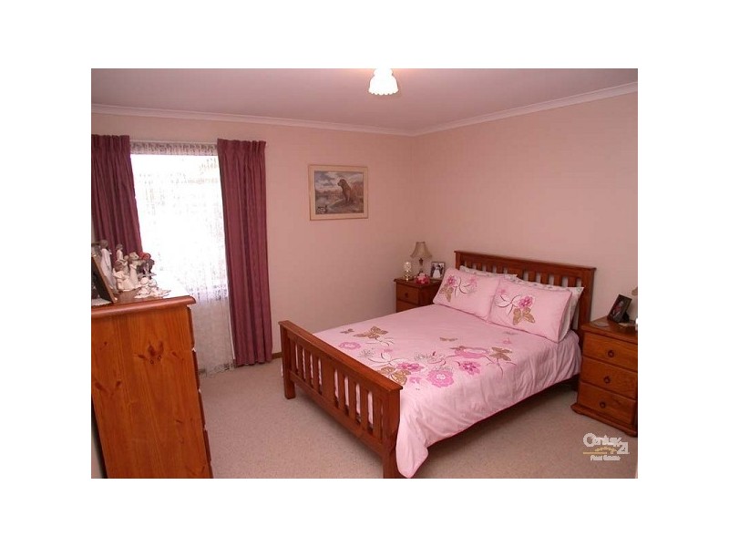21 Denby Close, Christie Downs SA 5164