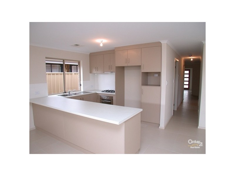 8 Seagull Street, Aldinga Beach SA 5173