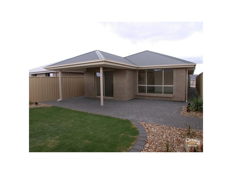 8 Seagull Street, Aldinga Beach SA 5173