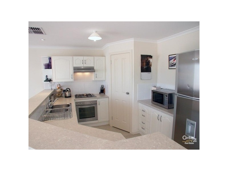 25 Sandy Lane, Hackham SA 5163