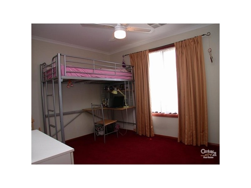 15 Victor Harbor Road, Old Noarlunga SA 5168