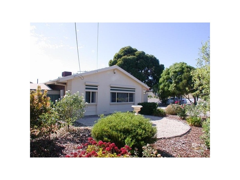 2 Rosemary Terrace, Morphett Vale SA 5162