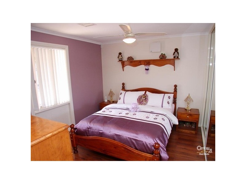 2 Rosemary Terrace, Morphett Vale SA 5162