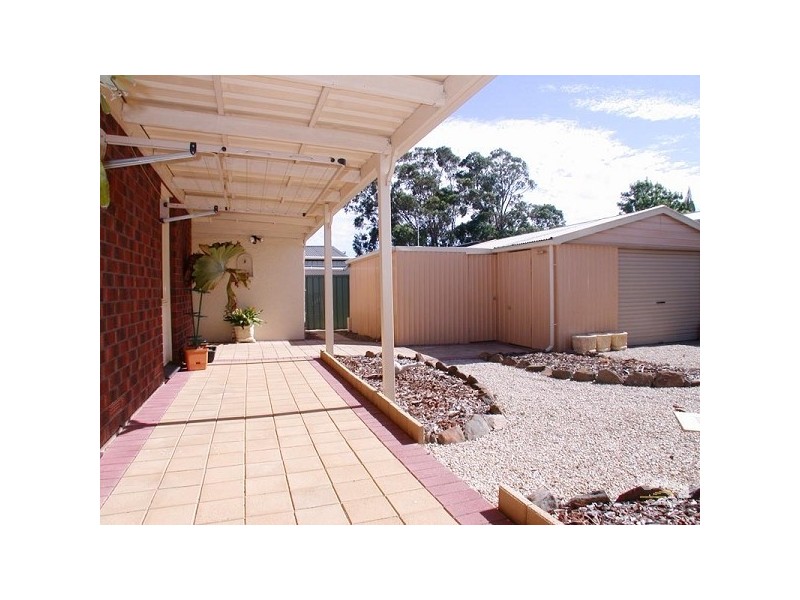 2 Rosemary Terrace, Morphett Vale SA 5162