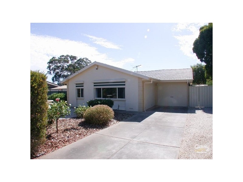2 Rosemary Terrace, Morphett Vale SA 5162
