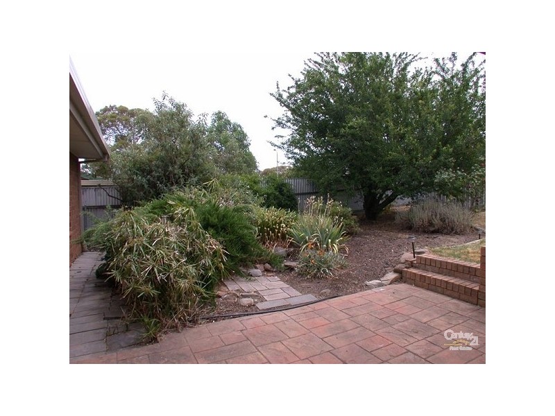 3 Kingsbridge Drive, Morphett Vale SA 5162