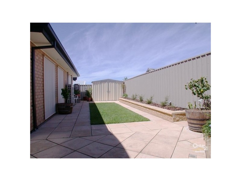 4 Autumn Court, Woodcroft SA 5162