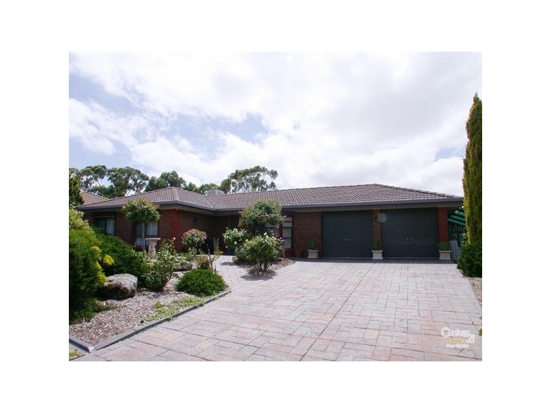 12 Mustang Crescent, Woodcroft SA 5162