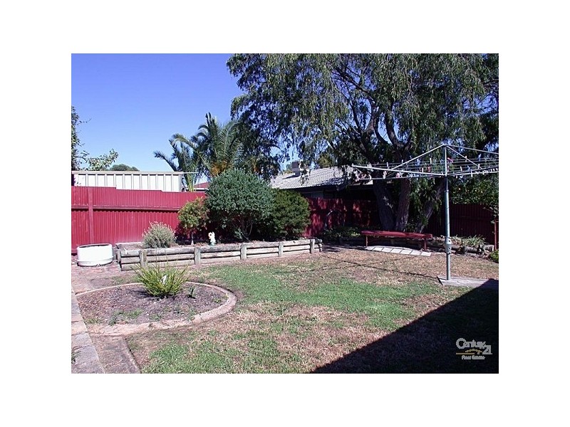 22 Avon Avenue, Morphett Vale SA 5162