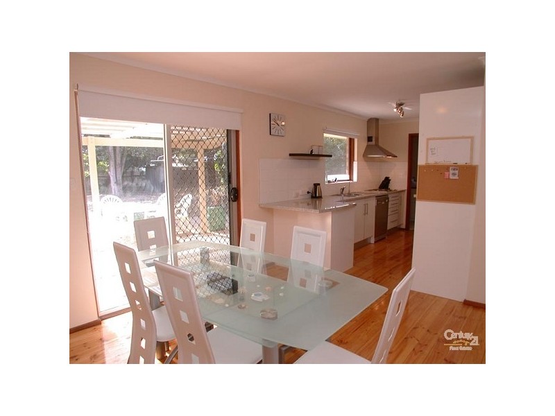 10 John Street, Morphett Vale SA 5162