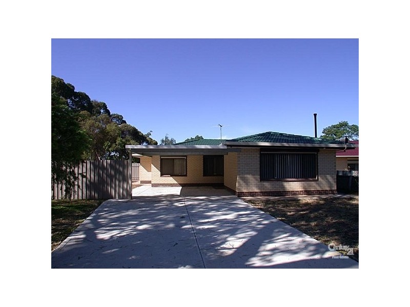 25 Playford Drive, Morphett Vale SA 5162