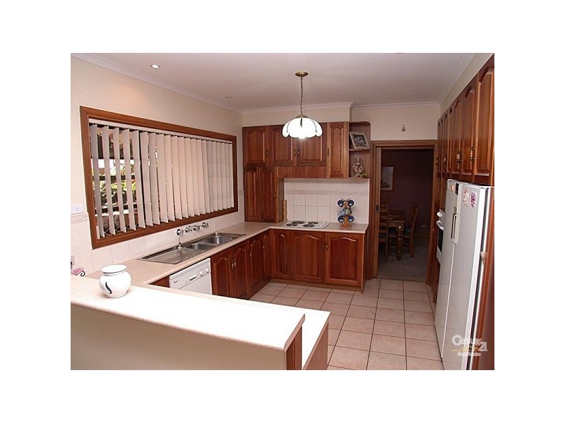 6 Merinda Court, Morphett Vale SA 5162