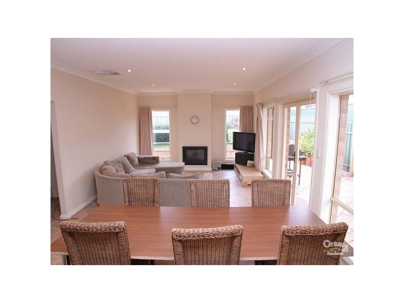3 Erebus Glen, Hallett Cove SA 5158