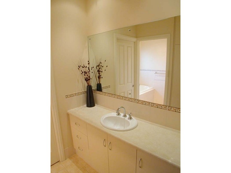 3 Erebus Glen, Hallett Cove SA 5158