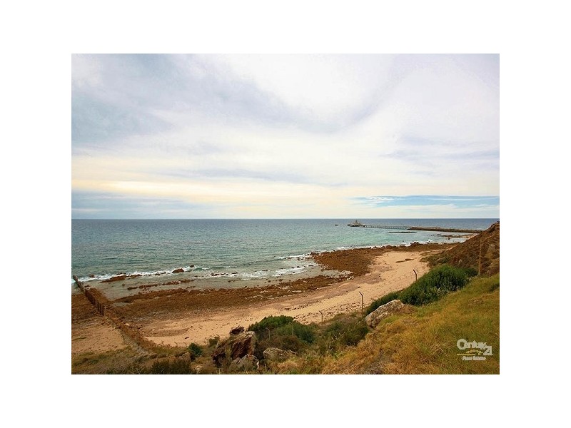 1 Mentone Parade, O’sullivan Beach SA 5166