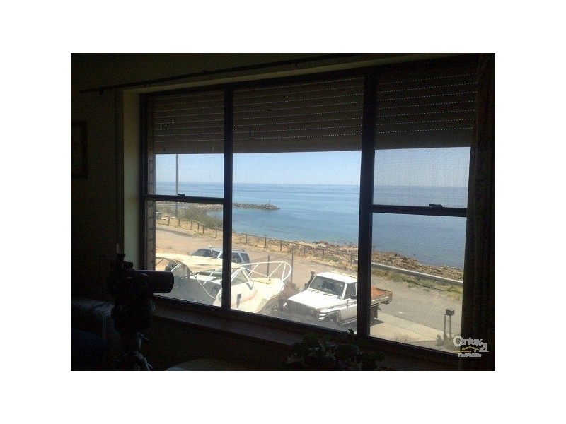 1 Mentone Parade, O’sullivan Beach SA 5166