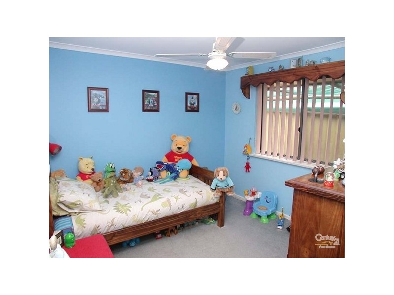 18 Oakridge Rise, Huntfield Heights SA 5163