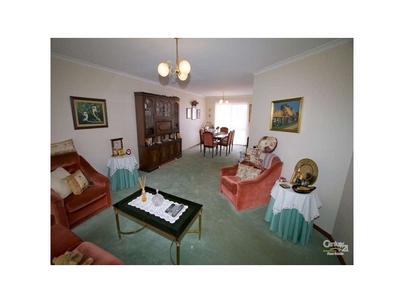 33 Siegersdorf Crescent, Old Reynella SA 5161