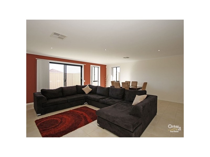 5 Stern Road, Seaford Meadows SA 5169