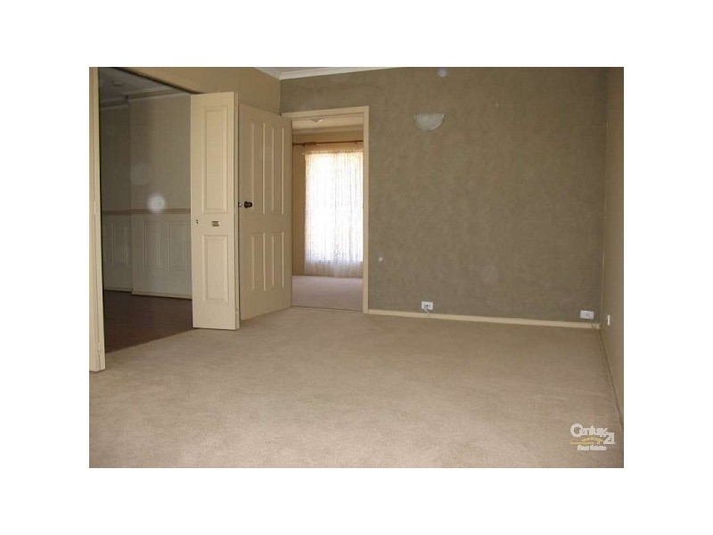 6 Garland Road, Noarlunga Downs SA 5168