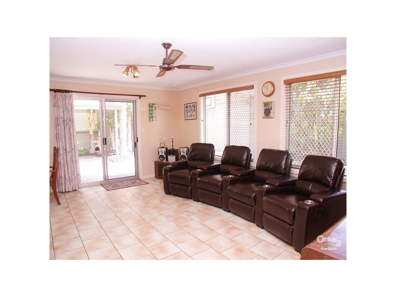 5 Blackwood Crescent, Morphett Vale SA 5162