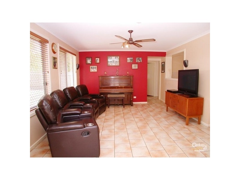 5 Blackwood Crescent, Morphett Vale SA 5162