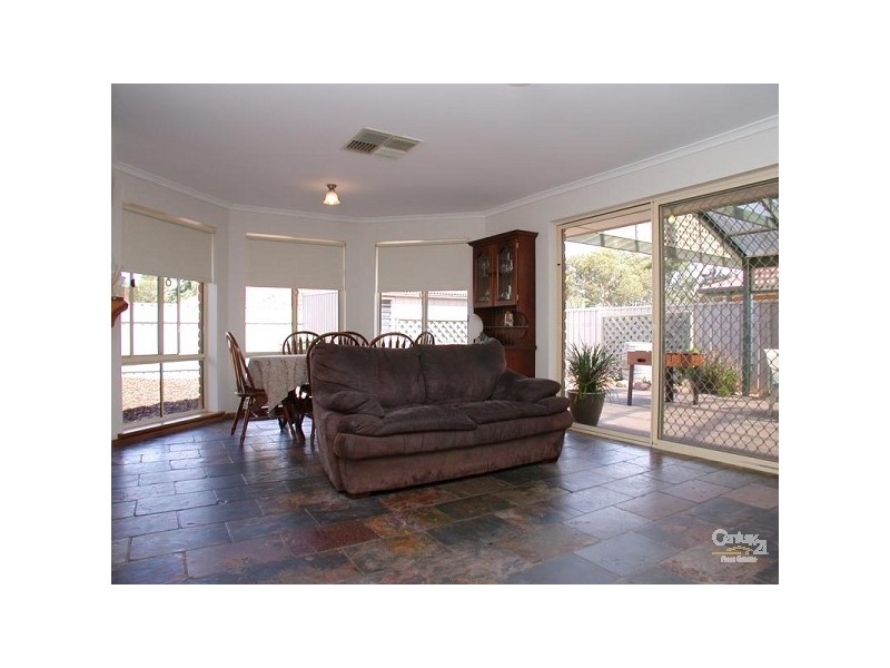 26 Lantern Drive, Seaford Rise SA 5169