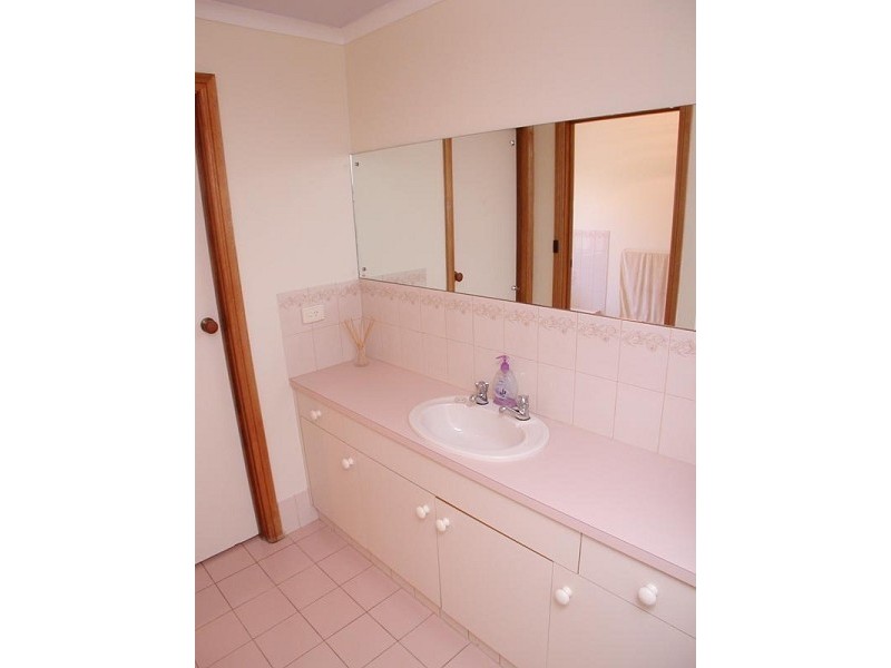 26 Lantern Drive, Seaford Rise SA 5169