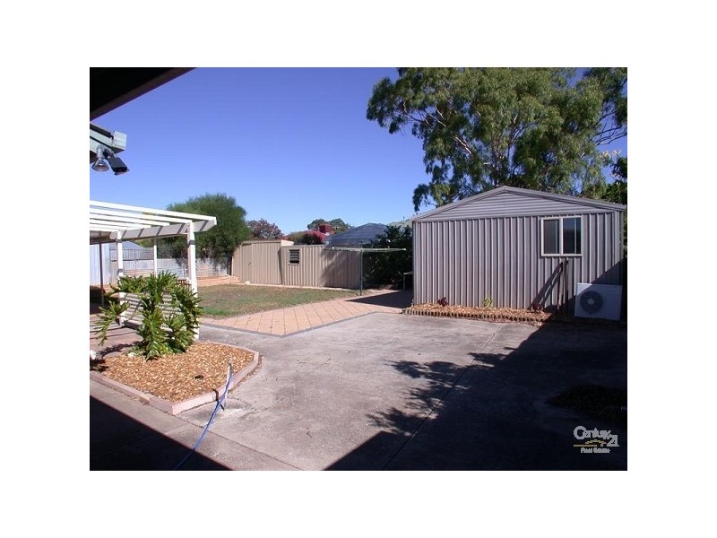 16 Cimaron Close, Morphett Vale SA 5162