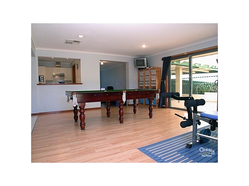 4 Ashford Court, Moana SA 5169