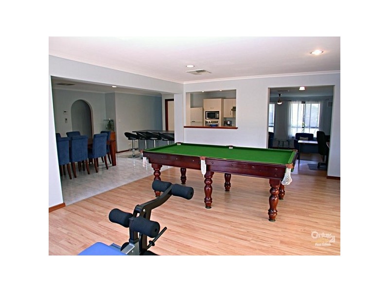 4 Ashford Court, Moana SA 5169