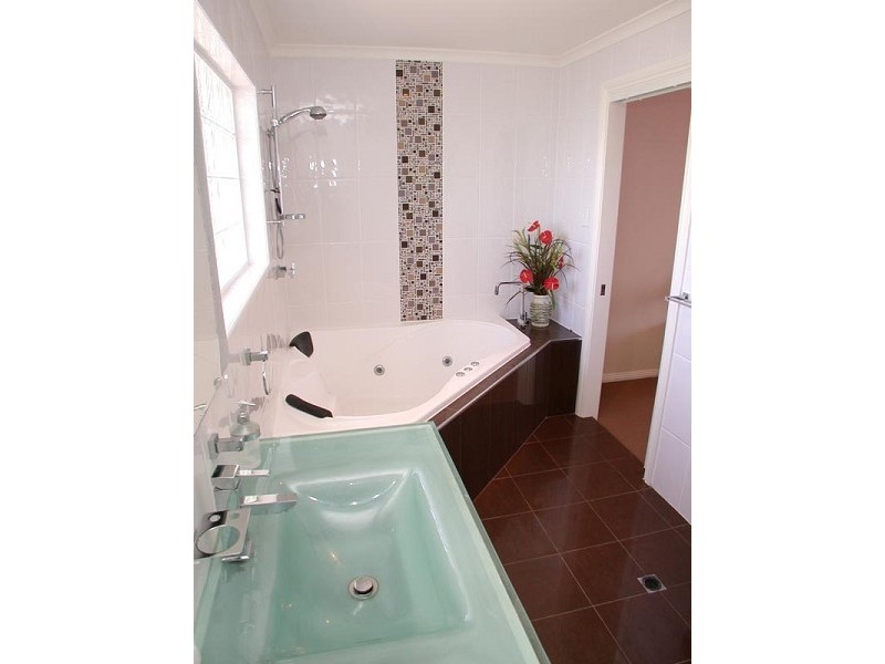 128 Murray Road, Port Noarlunga SA 5167