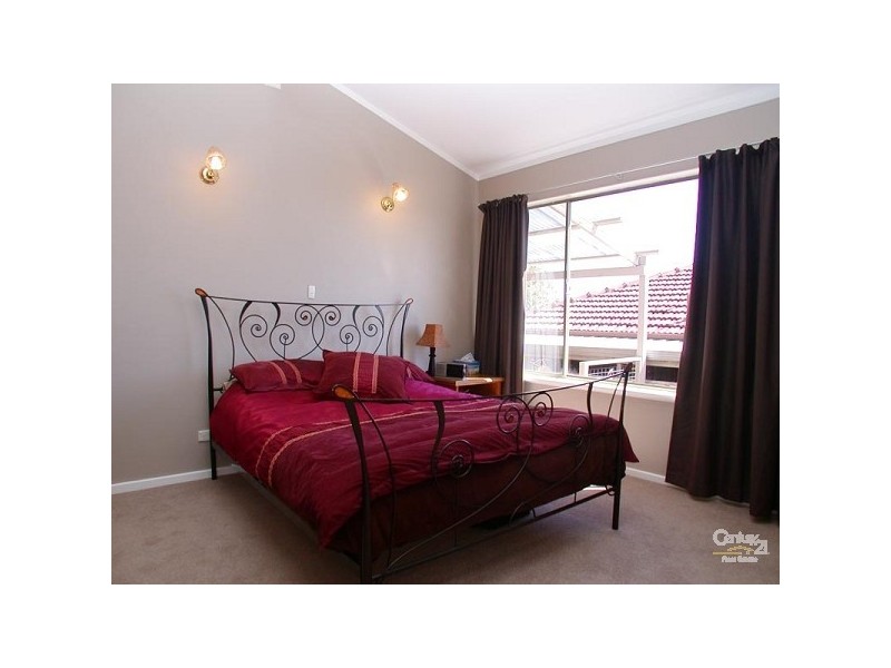 6 Karatta Ct, Hallett Cove SA 5158