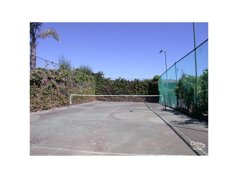 6 Karatta Ct, Hallett Cove SA 5158