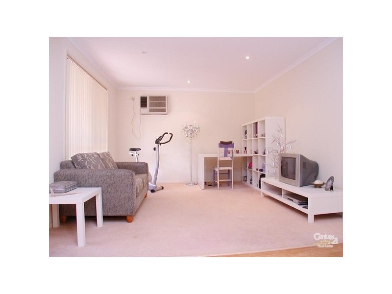 17 Ludgate Avenue, Trott Park SA 5158
