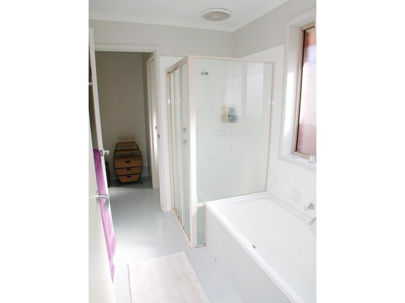 17 Ludgate Avenue, Trott Park SA 5158