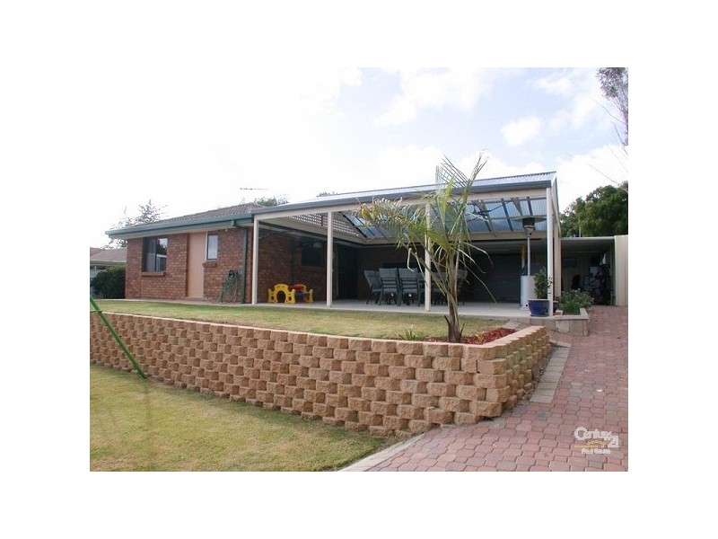 38 Hendrix Crescent, Woodcroft SA 5162