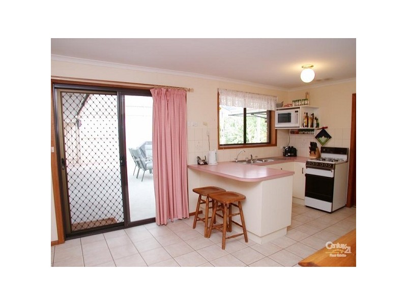 38 Hendrix Crescent, Woodcroft SA 5162