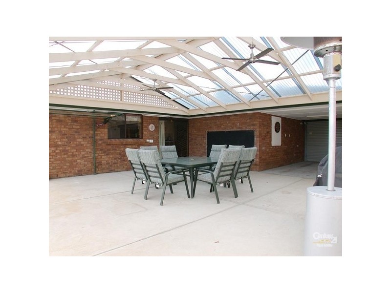38 Hendrix Crescent, Woodcroft SA 5162