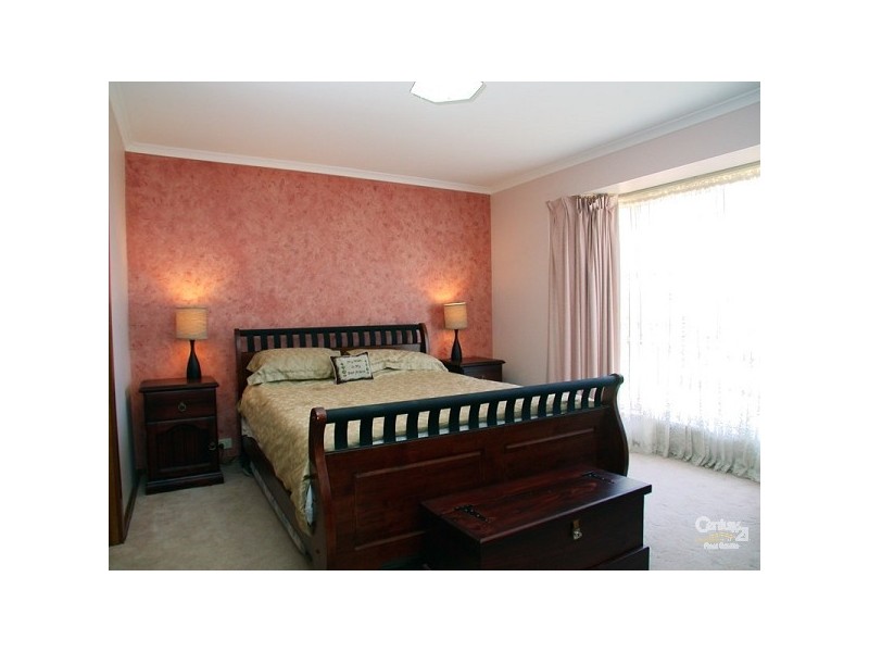 11 Kingshill Circuit, Onkaparinga Hills SA 5163