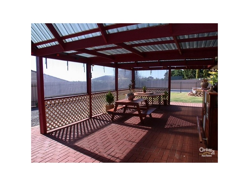 11 Kingshill Circuit, Onkaparinga Hills SA 5163