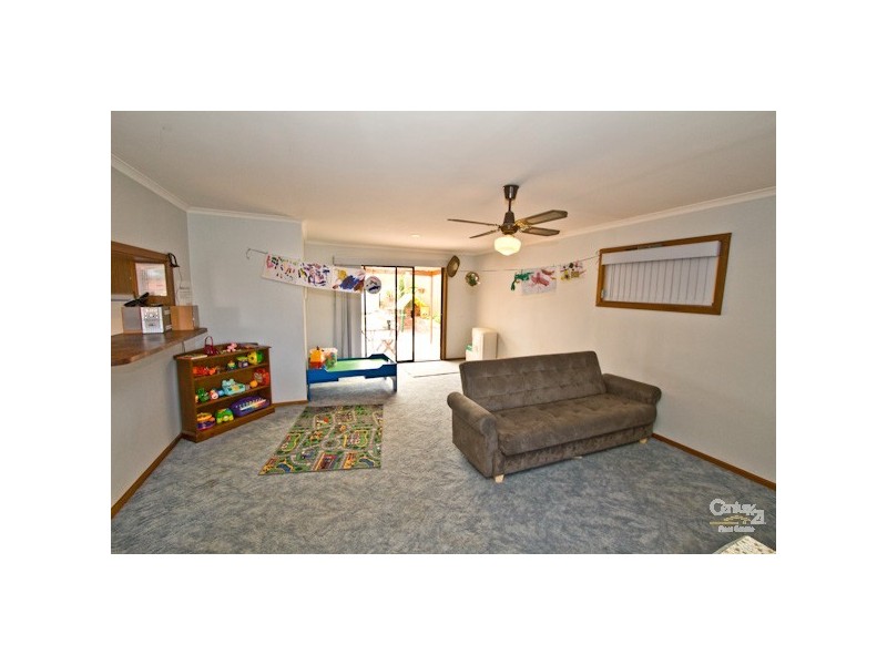 25 Emerald Road, Morphett Vale SA 5162