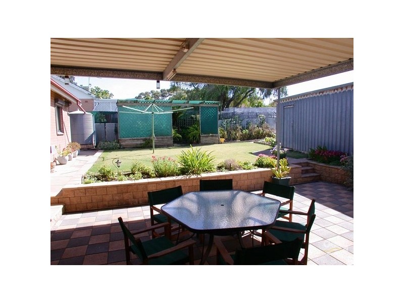10 Uranna Street, O’sullivan Beach SA 5166