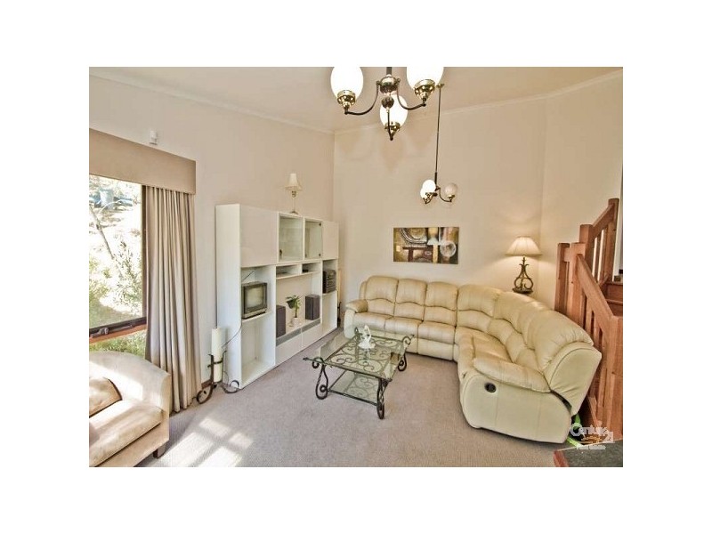 91 Kingfisher Circuit, Flagstaff Hill SA 5159