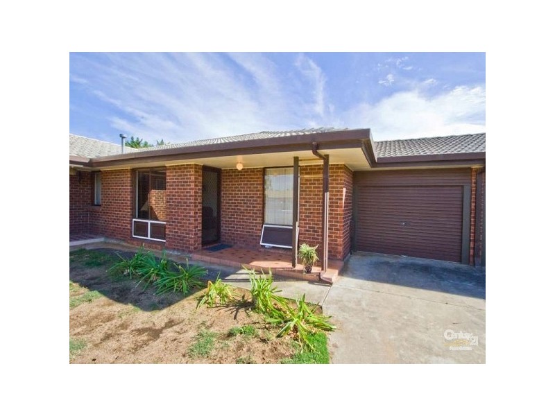 2/63 Penneys Hill Road, Hackham SA 5163
