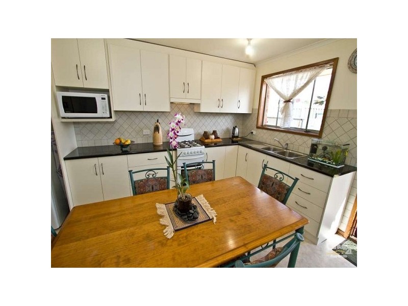 2/63 Penneys Hill Road, Hackham SA 5163