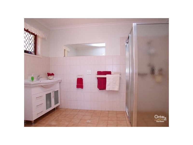 28 Gardenia Crescent, Morphett Vale SA 5162