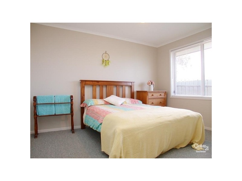 10 Cherrybrook Drive, Morphett Vale SA 5162