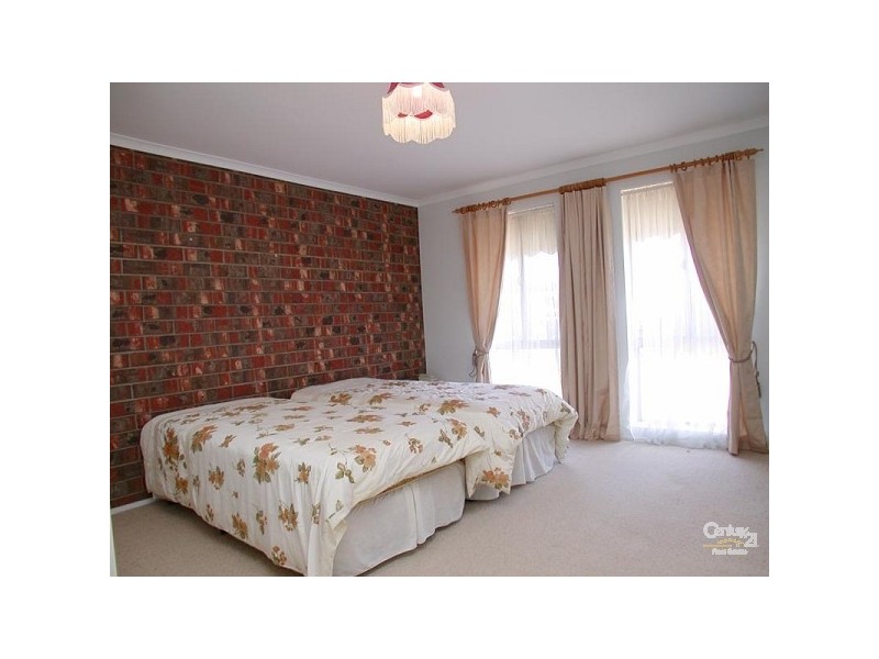 U16 -29 Epstein Drive, Morphett Vale SA 5162