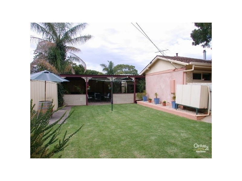 2 Golflands View, Morphett Vale SA 5162